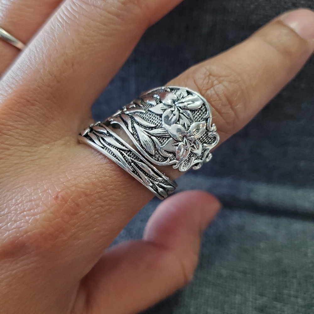 Vintage Old English Spoon Ring